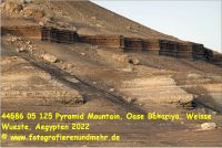 44586 05 125 Pyramid Mountain, Oase Bahariya, Weisse Wueste, Aegypten 2022.jpg